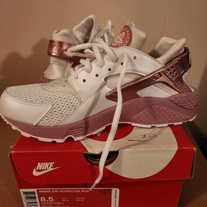 Women Huarache Run